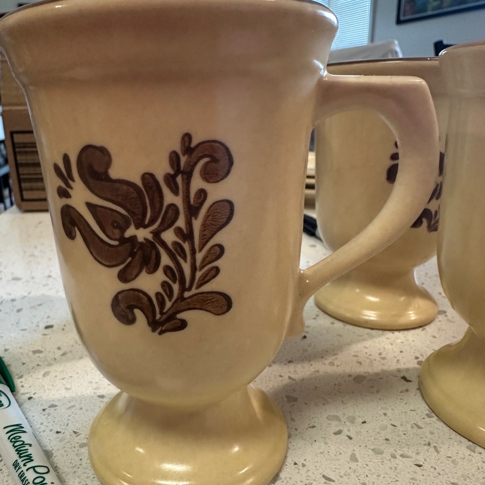Pfaltzgraff vintage style coffee mug